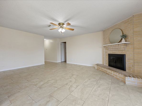 6806 San Pablo Drive, Houston TX 77083