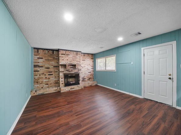 1442 Silverdale Street, Houston TX 77029