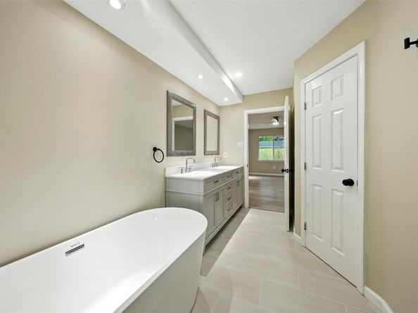 11726 Gardenglen Drive, Houston TX 77070