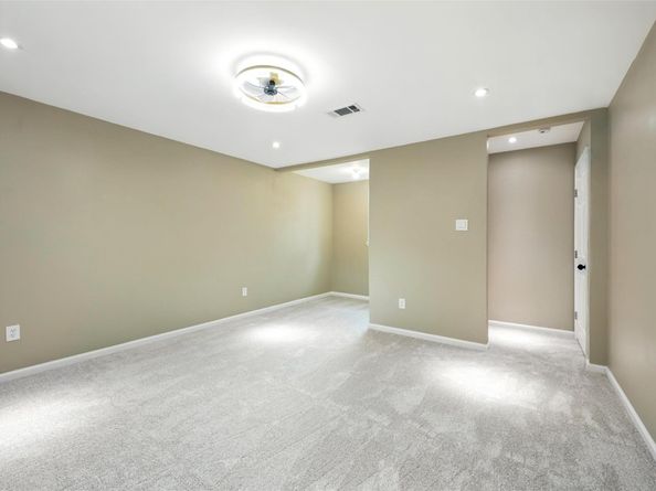 11726 Gardenglen Drive, Houston TX 77070