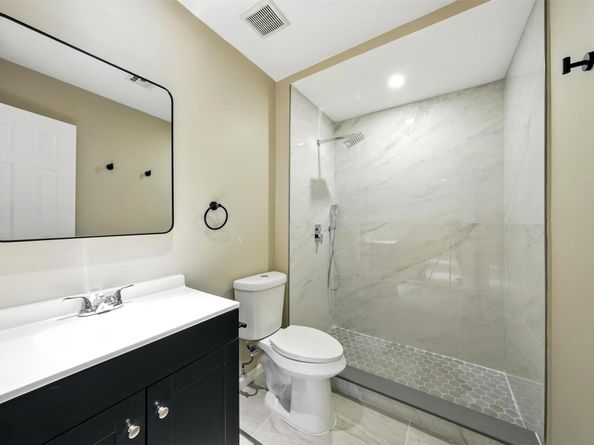 11726 Gardenglen Drive, Houston TX 77070
