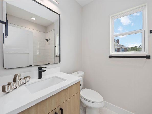 2505 N Macgregor Way, Houston TX 77004