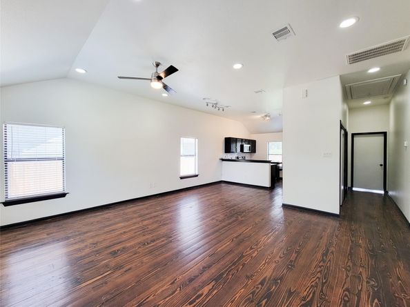 1904 Davis Street, Houston TX 77026