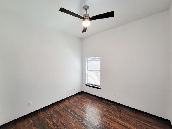 1904 Davis Street, Houston TX 77026