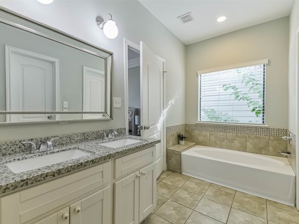 1919 Bittercreek Drive, Houston TX 77042