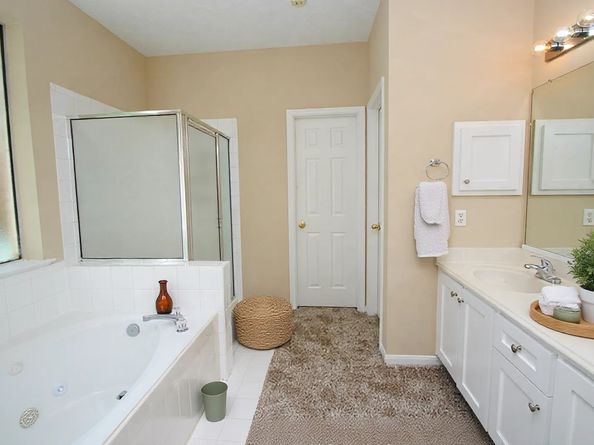 14 Wintergrass Place, The Woodlands TX 77382