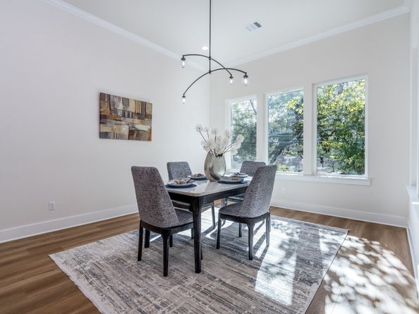 2311 Saxon Drive, Houston TX 77018