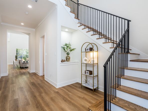 2311 Saxon Drive, Houston TX 77018