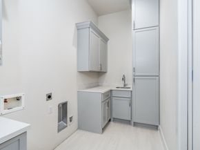 2311 Saxon Drive, Houston TX 77018