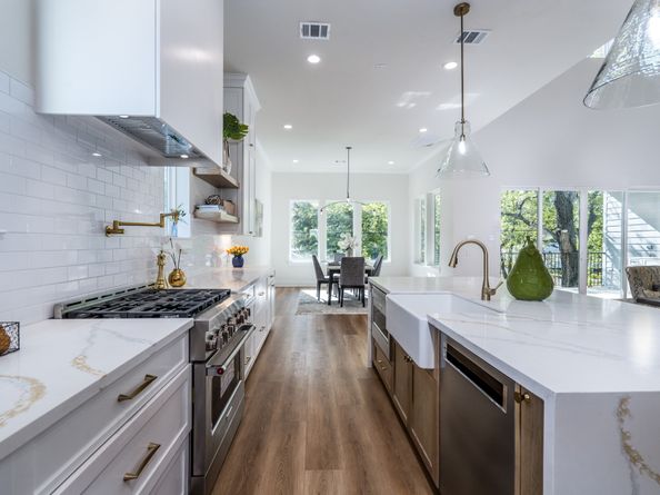 2311 Saxon Drive, Houston TX 77018