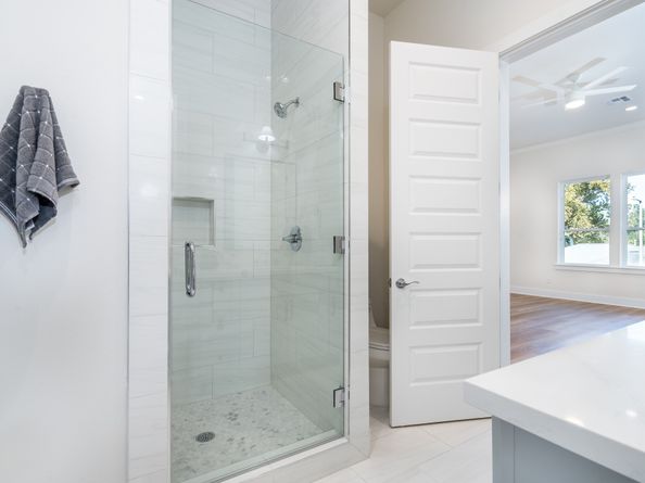 2311 Saxon Drive, Houston TX 77018