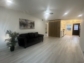 11643 Chimney Rock Road 6, Houston TX 77035