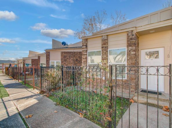 1014 Graham Drive A3, Tomball TX 77375