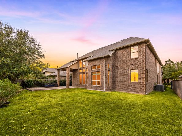 27 Tioga Place, The Woodlands TX 77375