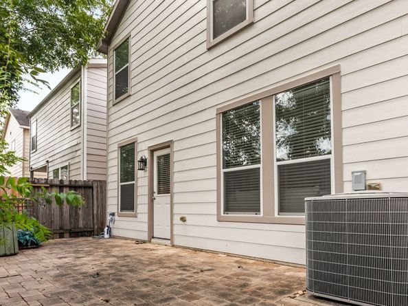 10051 Fallen Woods Drive, Houston TX 77080