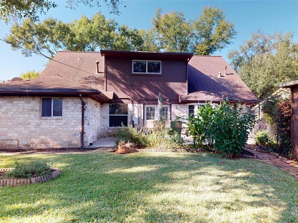 1915 Ashford Hollow Lane, Houston TX 77077