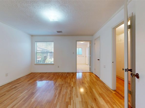 1915 Ashford Hollow Lane, Houston TX 77077