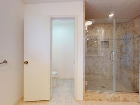 1915 Ashford Hollow Lane, Houston TX 77077