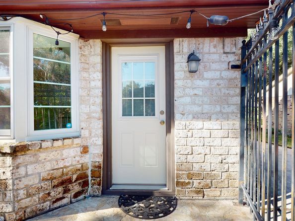 1915 Ashford Hollow Lane, Houston TX 77077