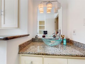 1915 Ashford Hollow Lane, Houston TX 77077