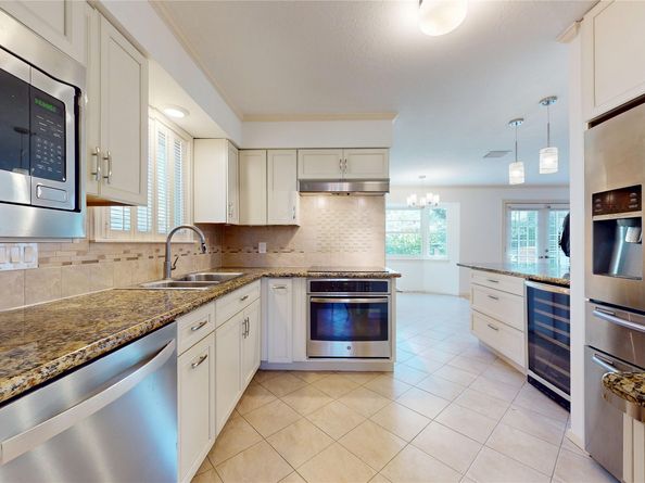 1915 Ashford Hollow Lane, Houston TX 77077