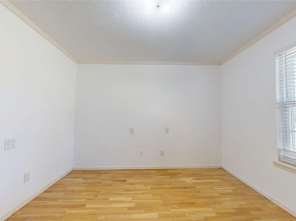 1915 Ashford Hollow Lane, Houston TX 77077