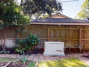 1915 Ashford Hollow Lane, Houston TX 77077