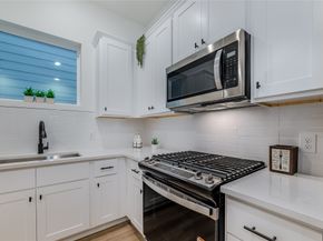 1911 Dewalt Street, Houston TX 77088