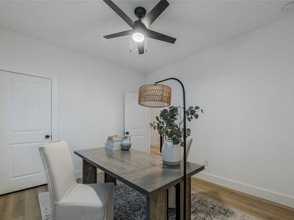 1911 Dewalt Street, Houston TX 77088