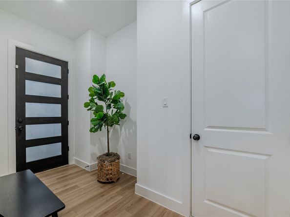 1911 Dewalt Street, Houston TX 77088