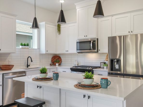 1911 Dewalt Street, Houston TX 77088