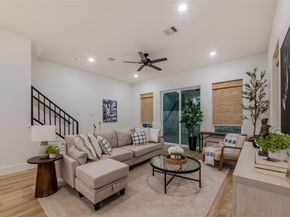 1911 Dewalt Street, Houston TX 77088