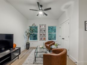 1911 Dewalt Street, Houston TX 77088