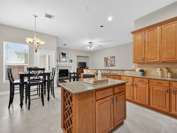 47 Crocus Petal Street, The Woodlands TX 77382