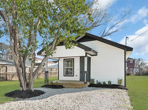 7814 Avenue F, Houston TX 77012