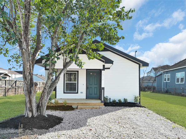 7814 Avenue F, Houston TX 77012