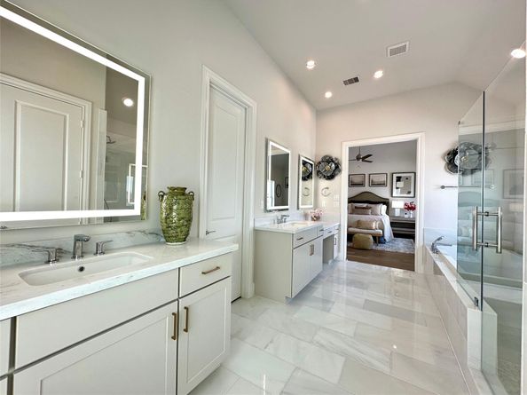 11057 Chatterton Drive, Houston TX 77043