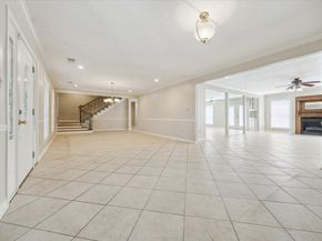 5659 Lymbar Drive, Houston TX 77096