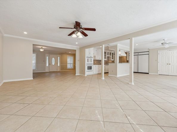 5659 Lymbar Drive, Houston TX 77096