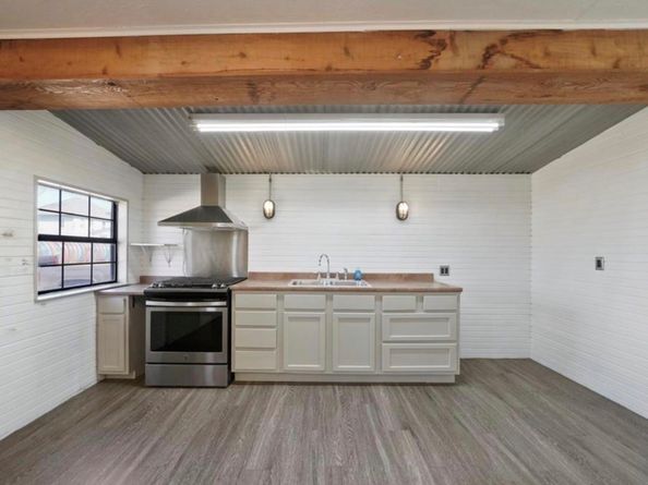 2901 Preston Street, Houston TX 77003