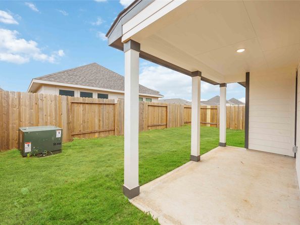 5313 Basquiat Drive, Houston TX 77048