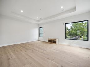 2102 Tangley Street, Houston TX 77005