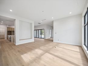 2102 Tangley Street, Houston TX 77005