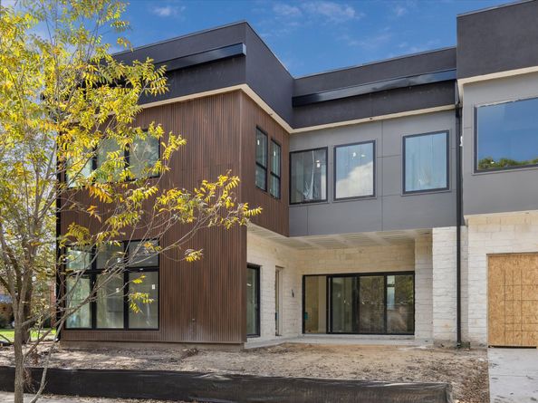 2102 Tangley Street, Houston TX 77005