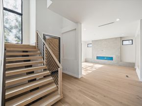 2102 Tangley Street, Houston TX 77005