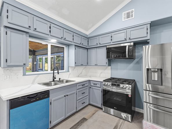 5402 Libbey Lane, Houston TX 77092