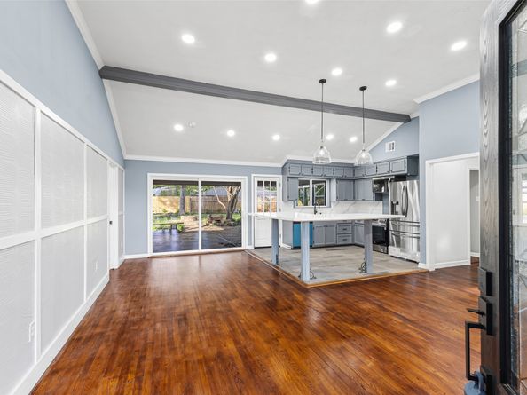 5402 Libbey Lane, Houston TX 77092