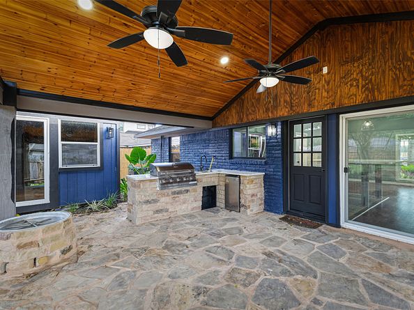 5402 Libbey Lane, Houston TX 77092