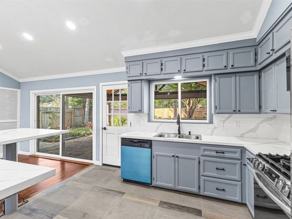 5402 Libbey Lane, Houston TX 77092