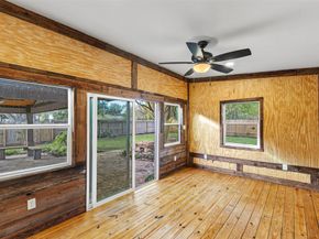 5402 Libbey Lane, Houston TX 77092